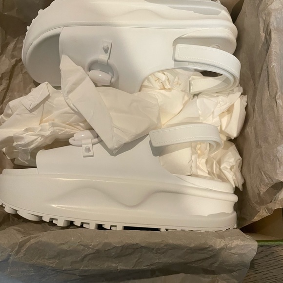 Gucci sandals - Picture 3 of 4